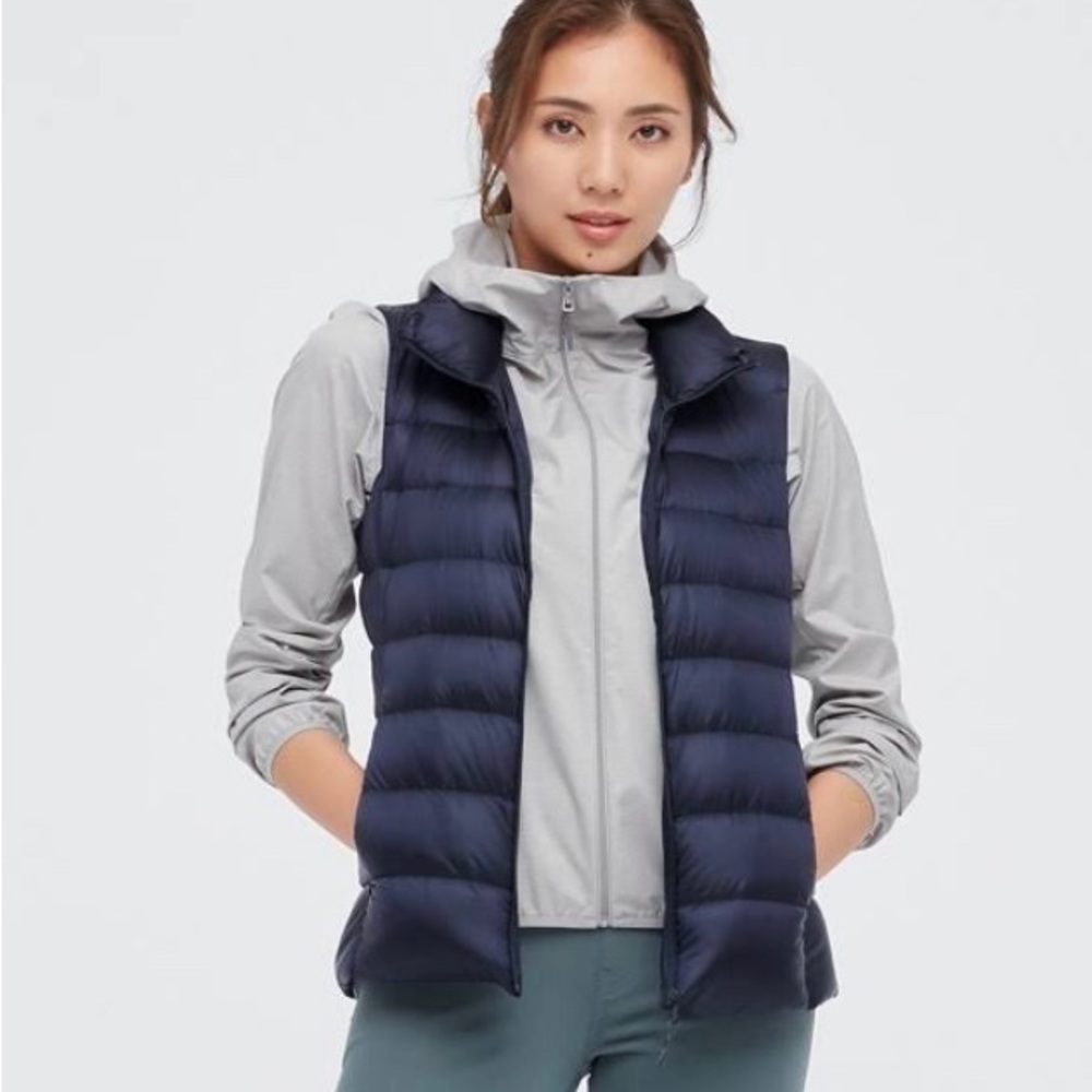 Uniqlo Ultra light down navy vest